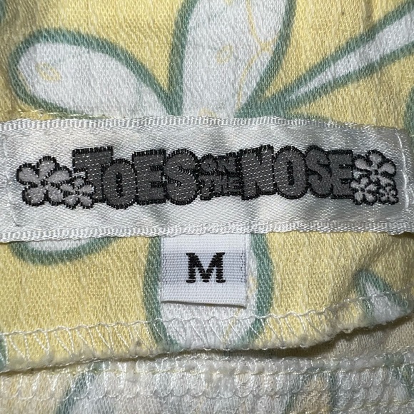 Toes On The Nose Hawaiian Floral Dress - Picture 7 of 9